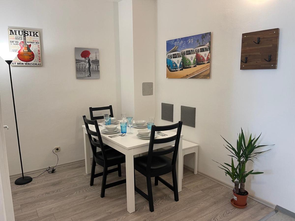 Peaceful Apartment For 4 Wenen Buitenkant foto