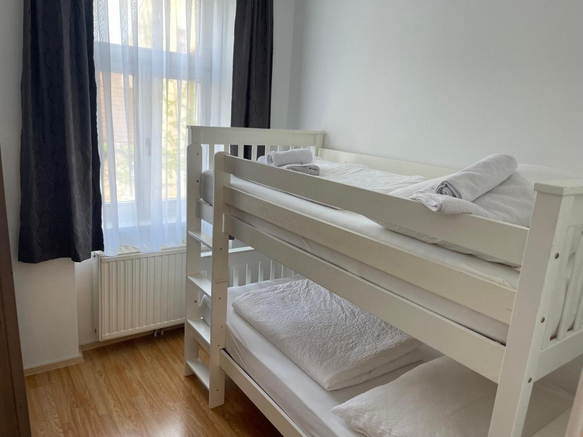 Peaceful Apartment For 4 Wenen Buitenkant foto
